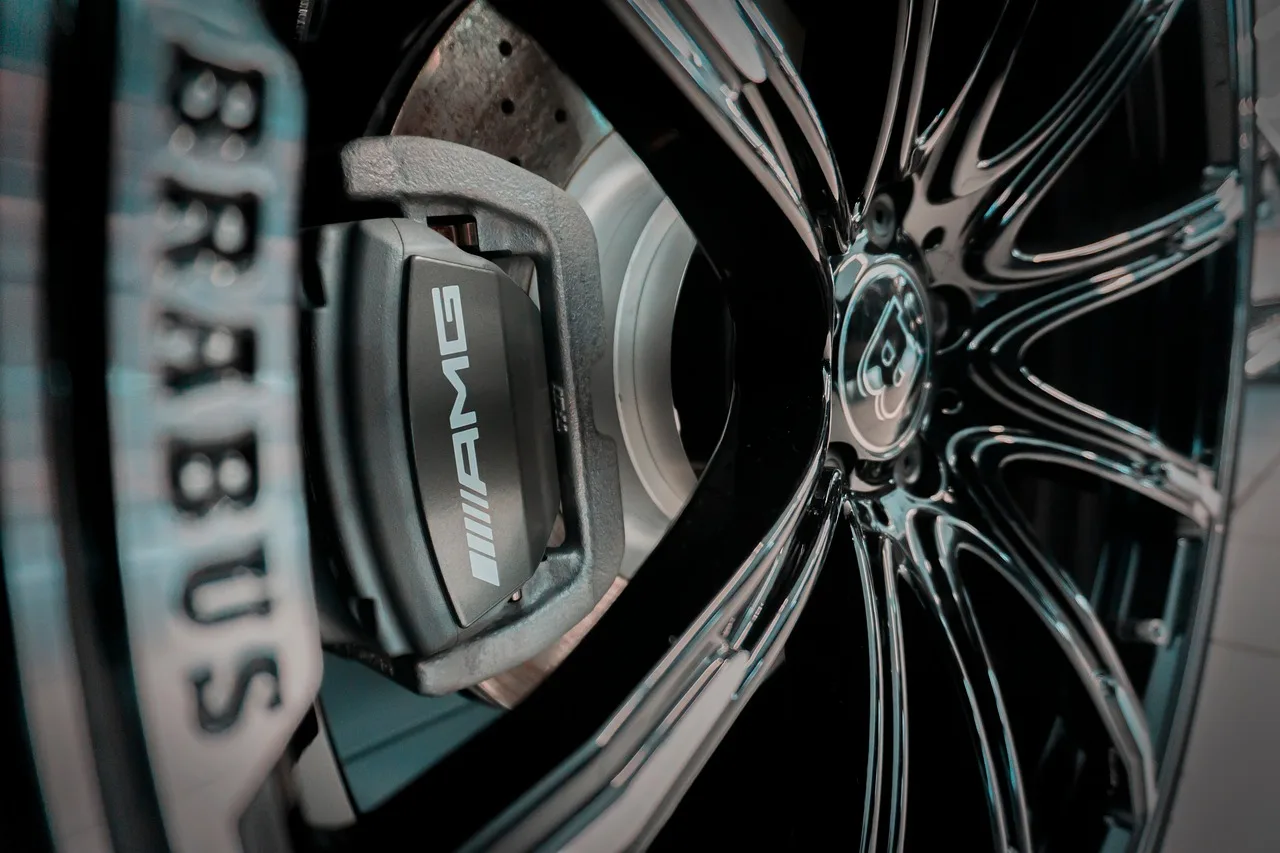 BBA Model Tests the Waters for a 1:18 BRABUS G800, Capped at Just 30 Units
