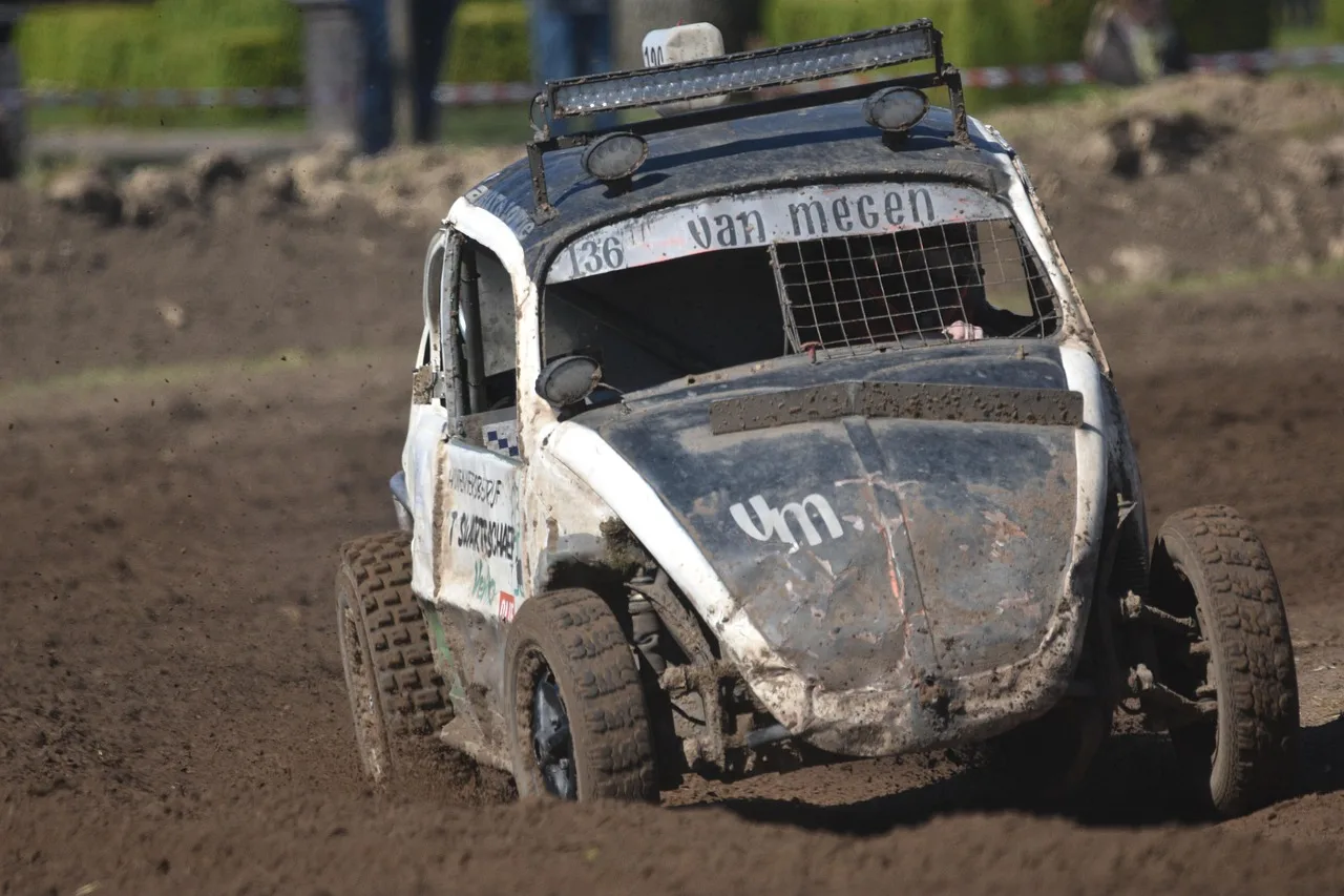 Tamiya’s Hornet EVO Hits the Dirt in New Action Video