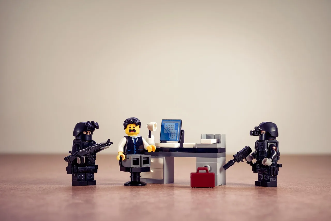 The Truth Is Out There in Brick Form: LEGO Ideas 21369 The X-Files Set Revealed