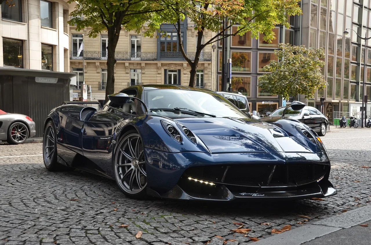 LCD Models’ Pagani Imola: The 1:18 Scale Missile Ready to Launch
