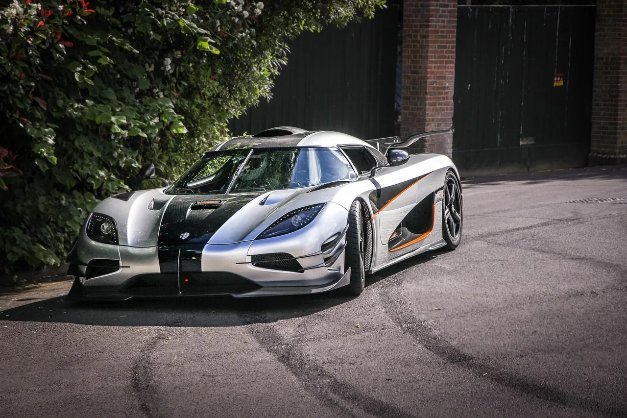 LCD Models Preps 1:64 Koenigsegg CC850 in White for Q4 2026