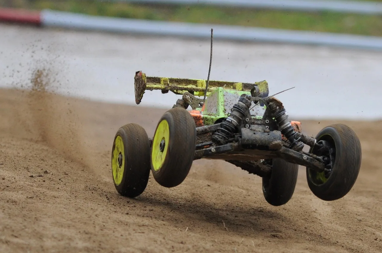 Traxxas Slashes $200 Off Its Monster Funco Sand Car