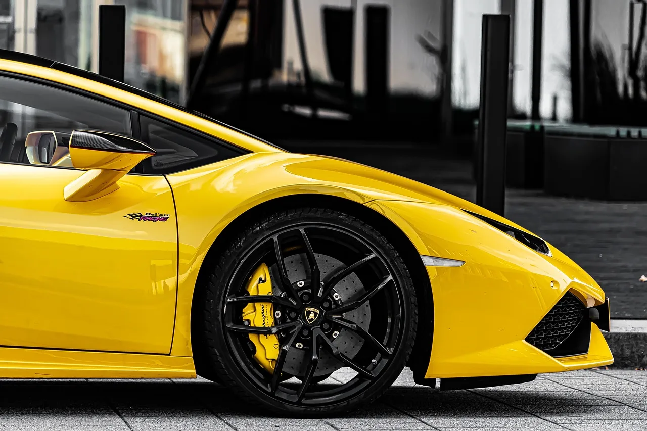 LCD Models Drops Hong Kong-Exclusive Pagani and Revuelto Colors This October